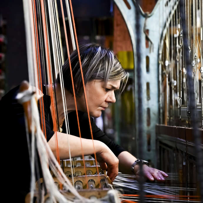 Le textile s'expose à Notre-Dame