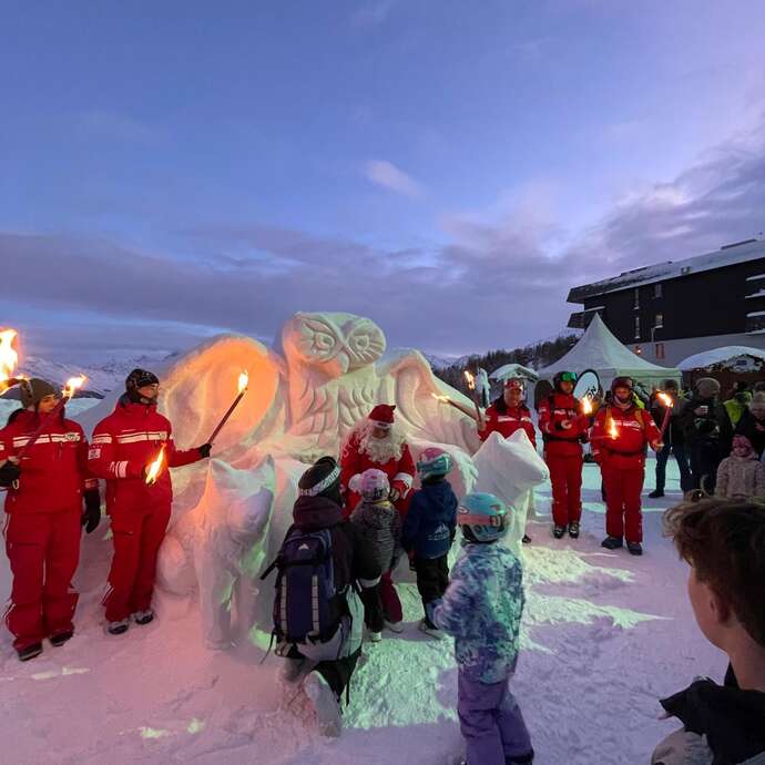 Arrivée du Père Noël sur les pistes et à Thyon 2000