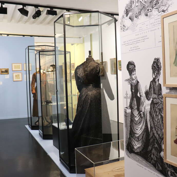 L’apport de l’histoire de la mode dans une exposition temporaire  - Conférence