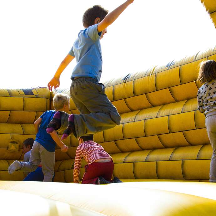 To Schusssss - Parc de jeux gonflables