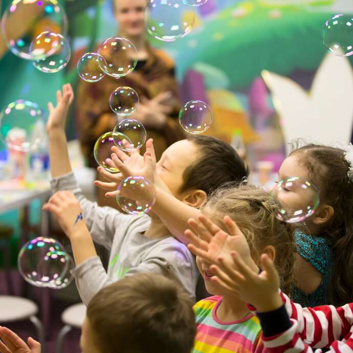 Spectacle court pour enfants - Festival Charivarue