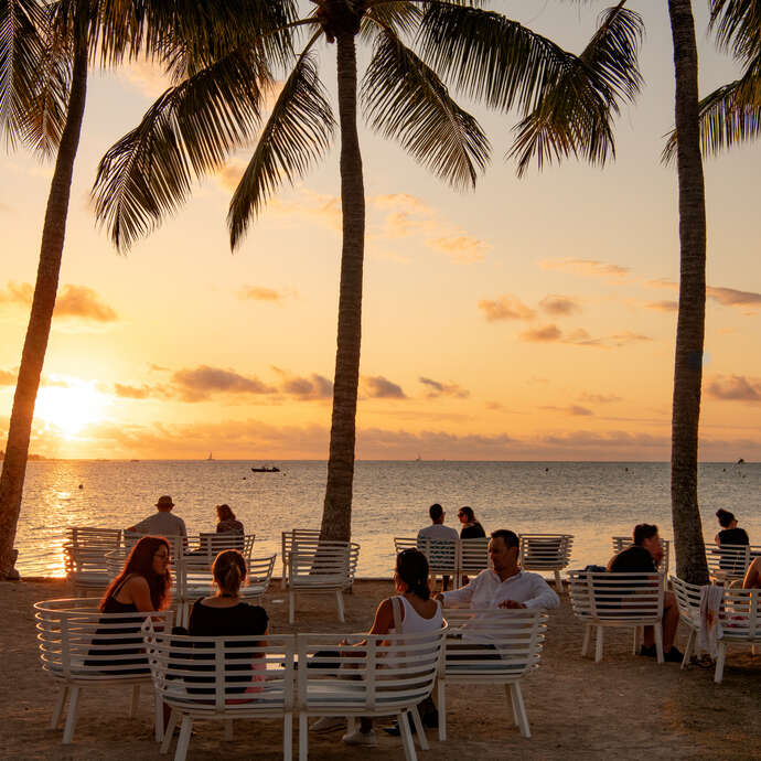 Le Faré Bar - Le Méridien Noumea Resort & Spa