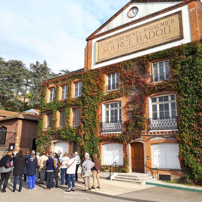 Guided tour of Badoit spring in Saint-Galmier