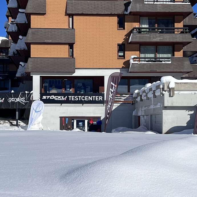 Magasin Genolet Sports - 2000