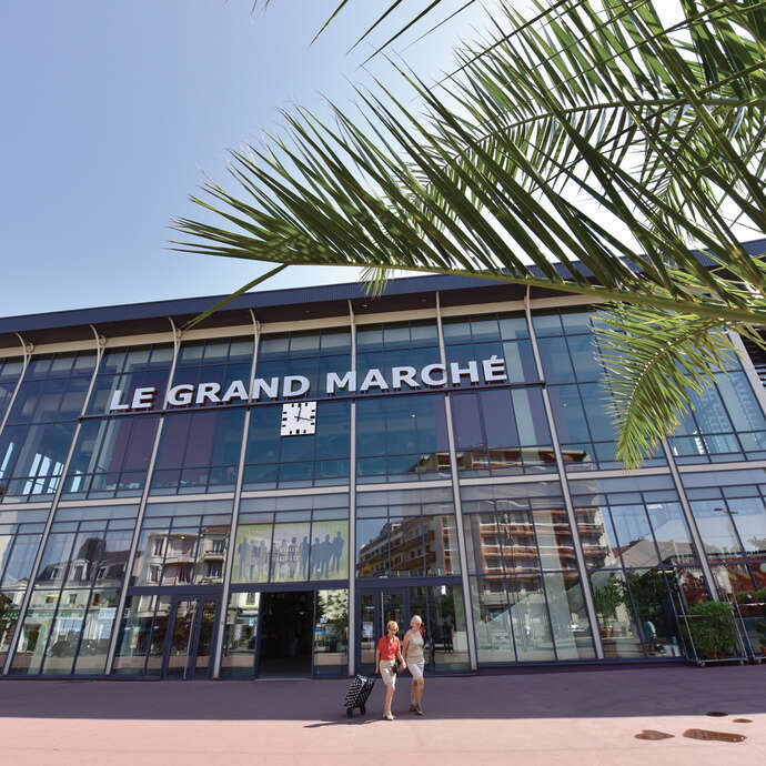 Le Grand Marché