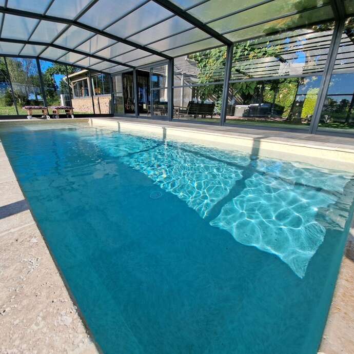 Ferme des Charolaises : Le Bau de la Ruche