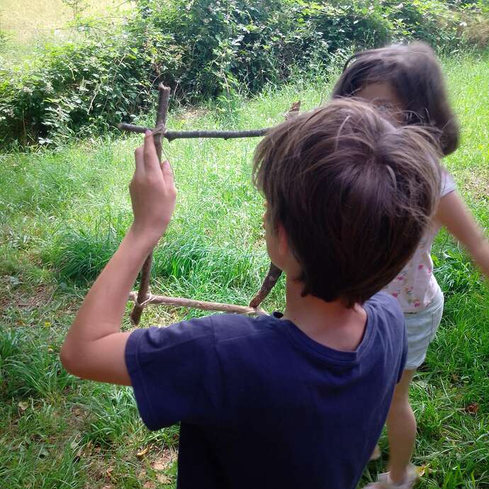 Art sauvage : land art et rando dessinée dans la nature du Forez.