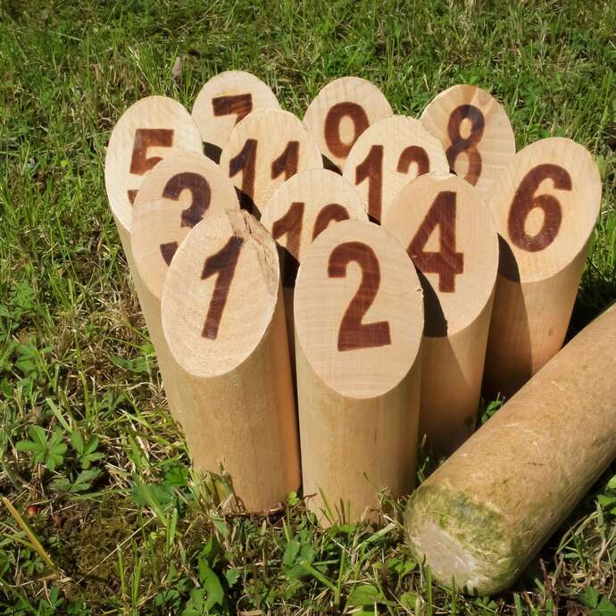 Tournoi de Molkky et boules carrées
