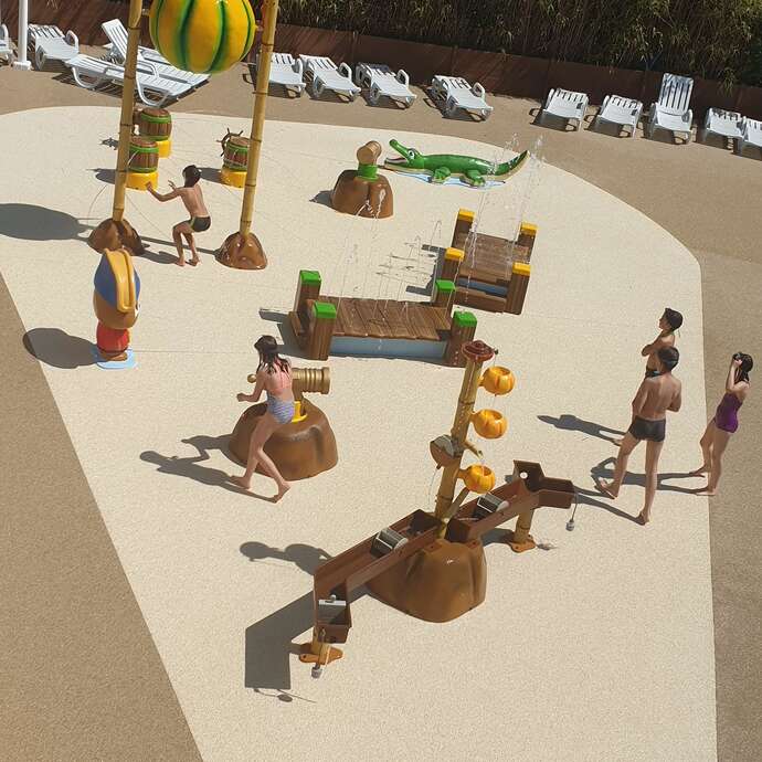 Camping Le Village Corsaire des 2 Plages