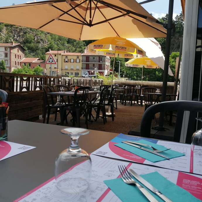 Le Café Restaurant de la Gare