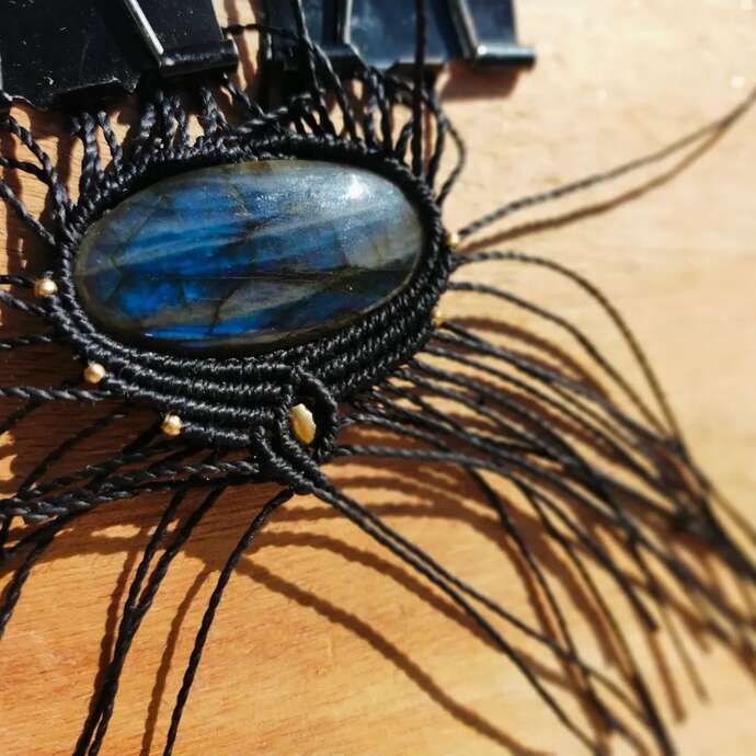 Stage bijou en macramé