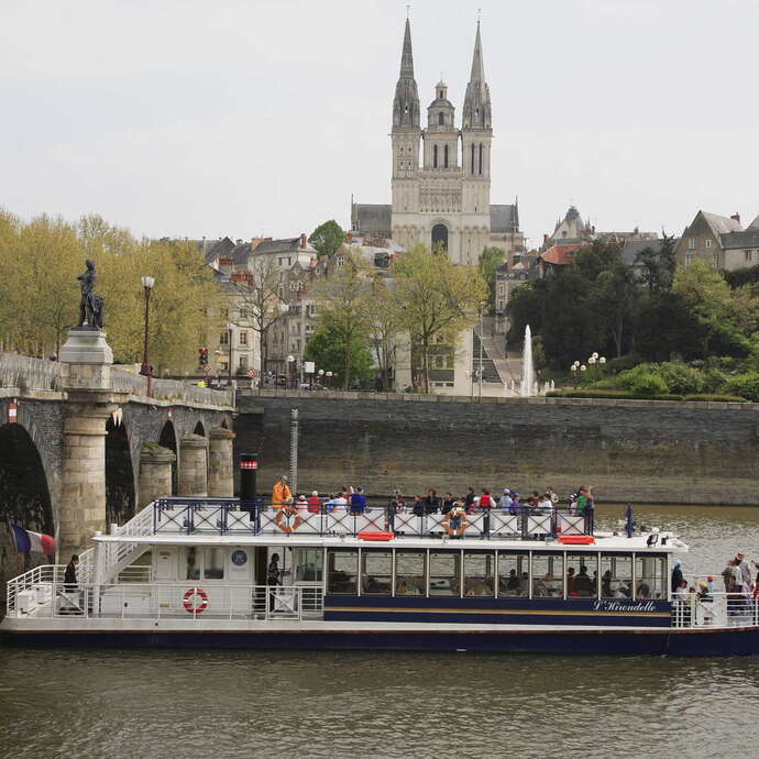Hirondelle boat