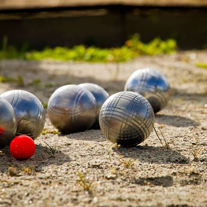 Concours de pétanque
