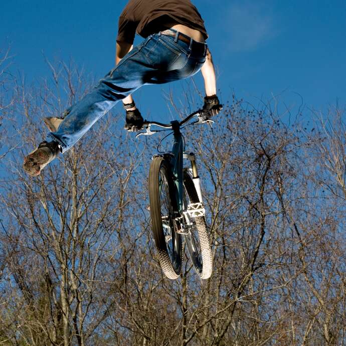 Starlight Bicycles Stunt Show