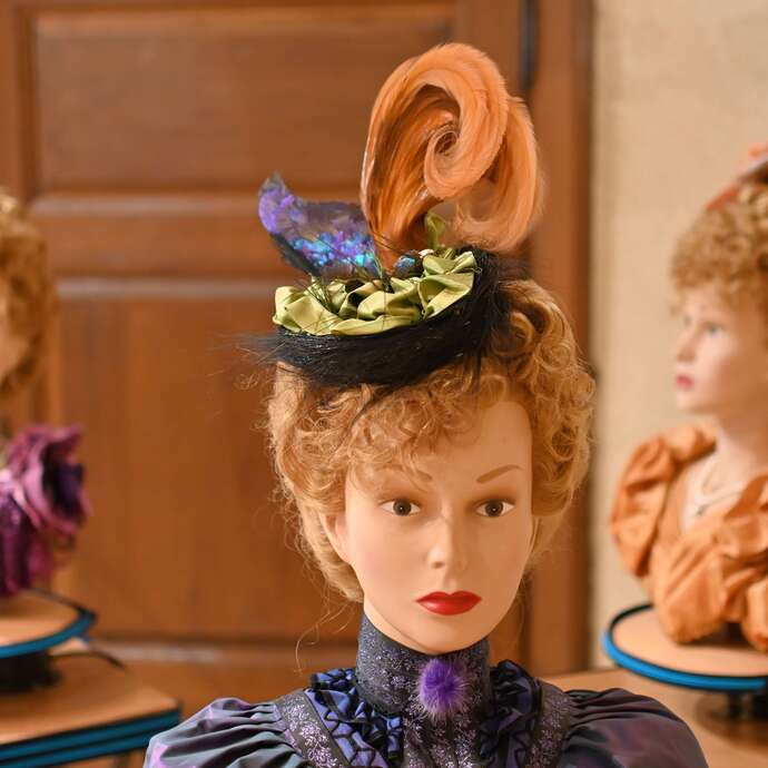 " Pièces choisies de l’œuvre d’Aline Traclet, modiste à Charlieu ".