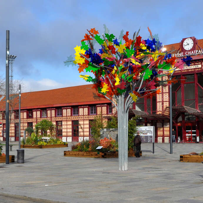 Parvis de la gare de Châteaucreux