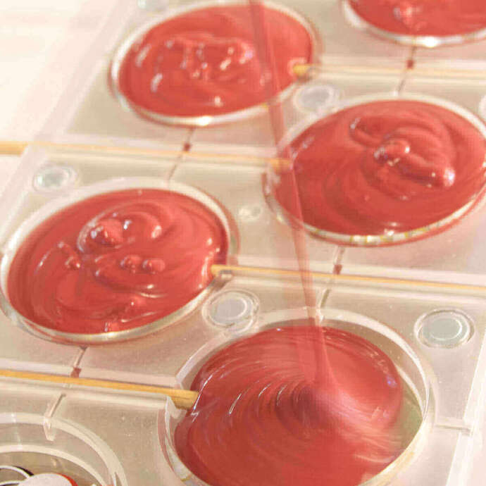 Je fabrique mes sucettes en chocolat - Atelier enfants