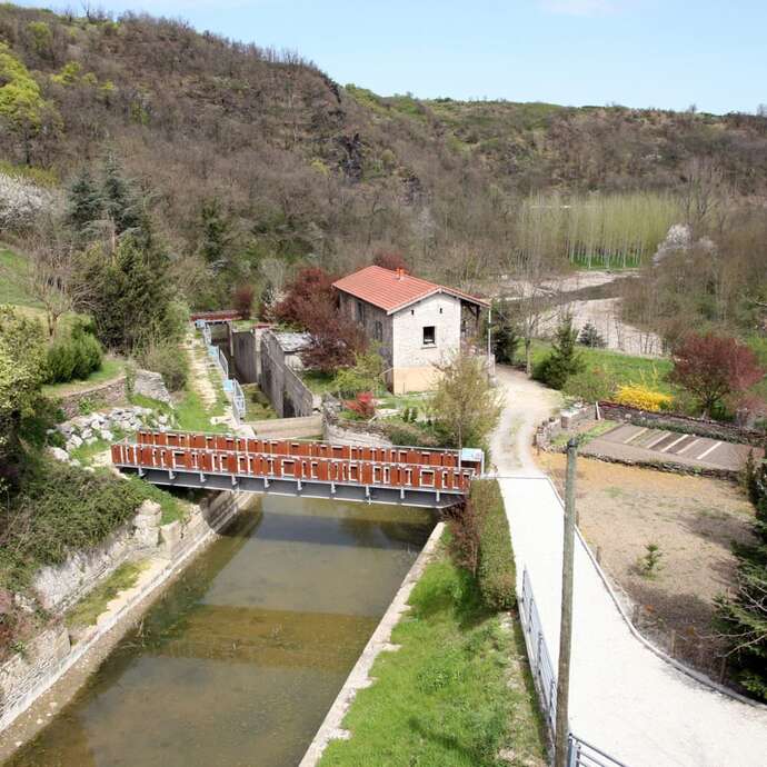 Rocher percé et ancien canal de Givors