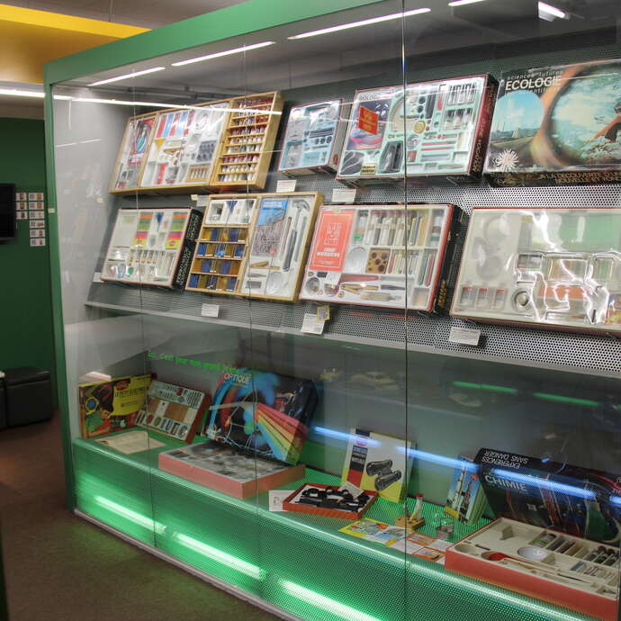 Visite commentée de l’exposition permanente Jouets, jouez, etc…
