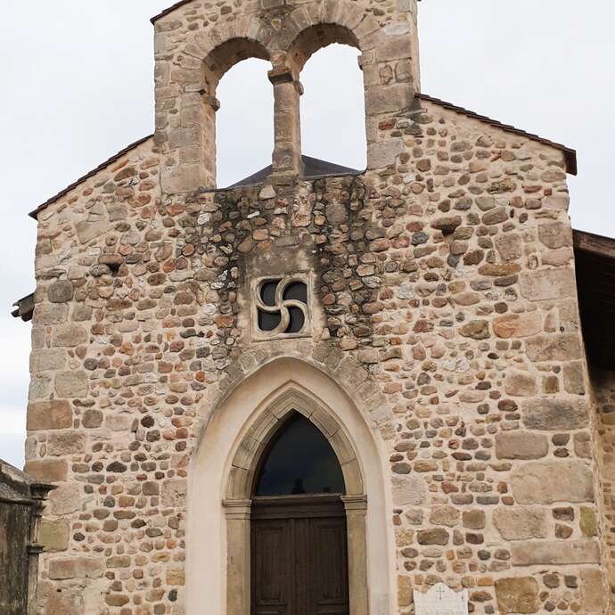 Visite de la chapelle du cimetière