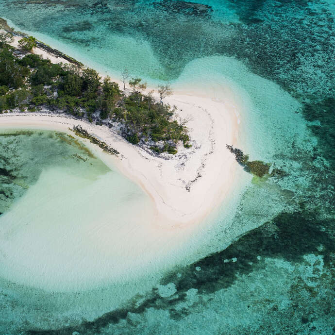 Larégnère Islet