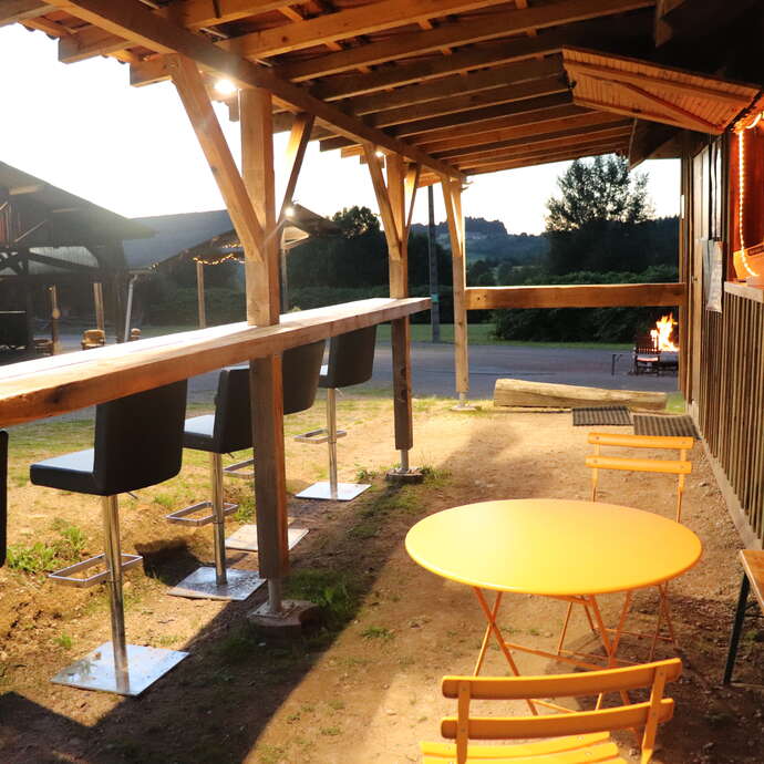 Bamavi Bar-Pub-Restaurant