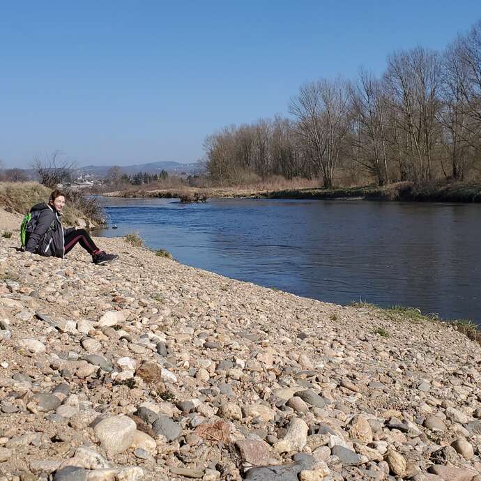GRP® Terre de Tisseurs en Forez : Boucle Fleuve Loire GRP® Terre de Tisseurs en Forez : Boucle Fleuve Loire